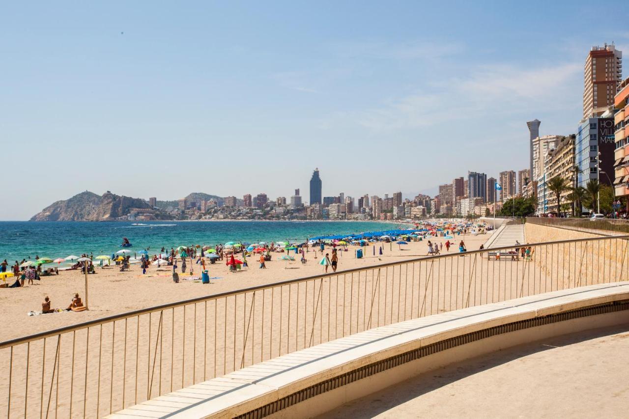 Apartamento Playa Levante ベニドルム エクステリア 写真